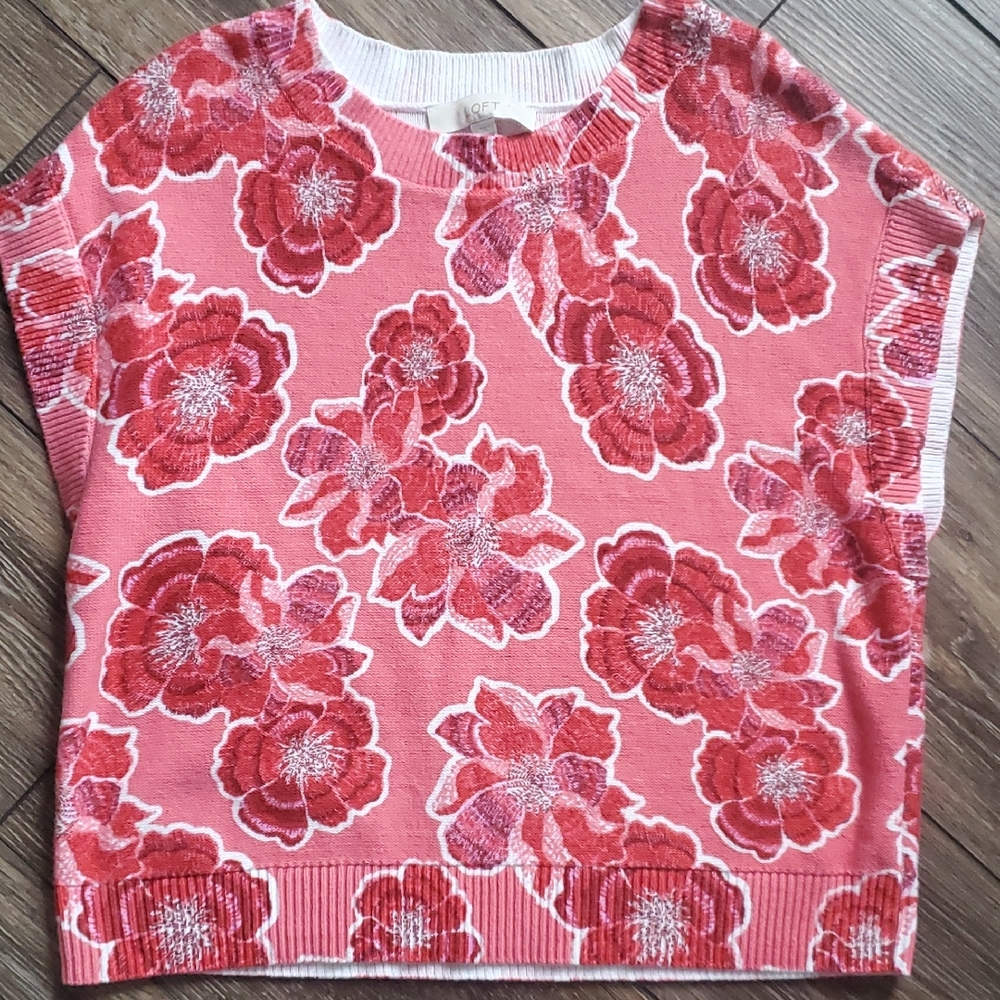 LOFT Sweater Vest Size M Pink Floral